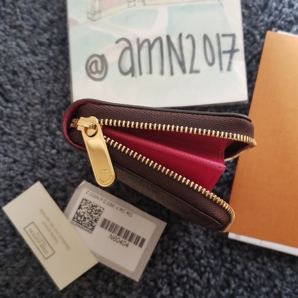 Louis Vuitton Damier Ebene Vivienne - Picture 7 of 10